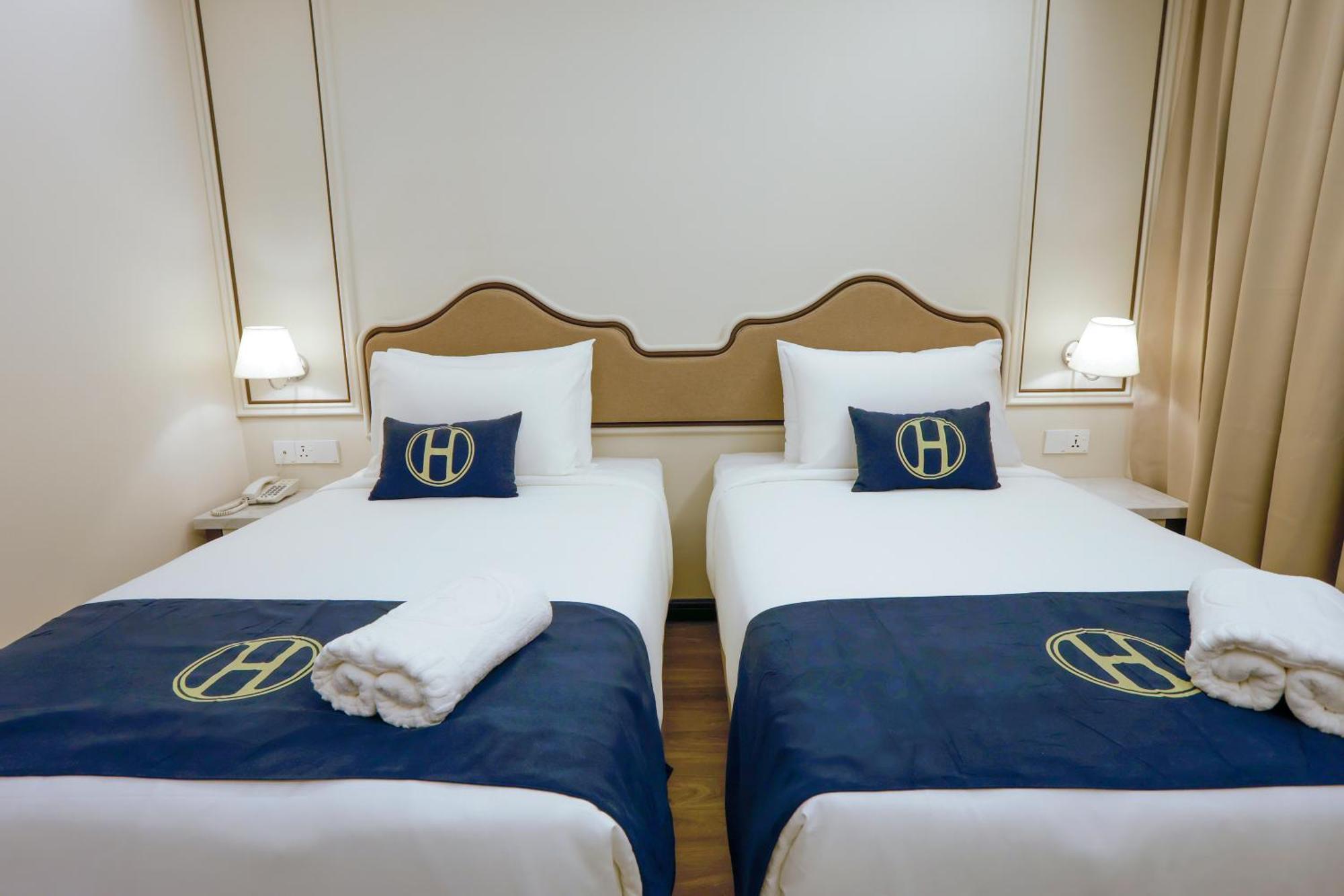 The Host Hotel Ipoh Buitenkant foto